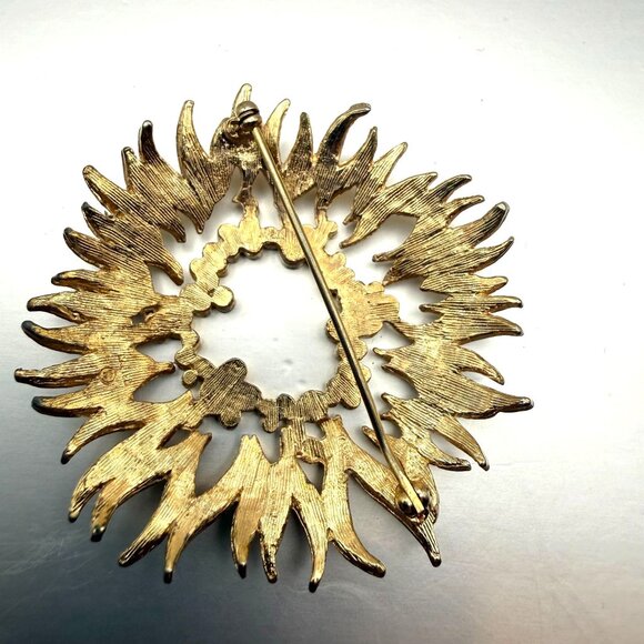 Vintage Sarah Coventry Gold Tone Sunburst Circle Brooch Pin - Picture 2 of 9